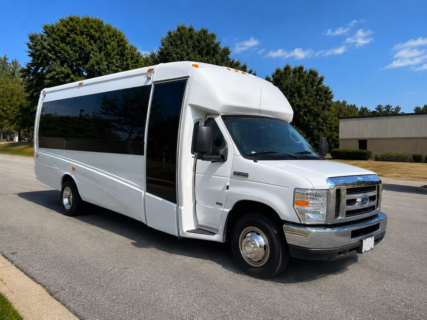 convention and conference bus rentals for doral groups heading to miami beach