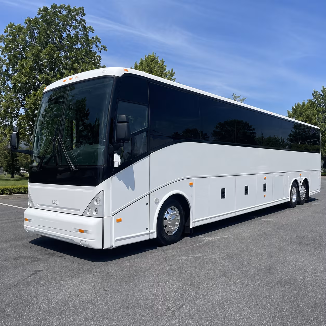 corporate event buses for meetings offsites and team building in miami dade