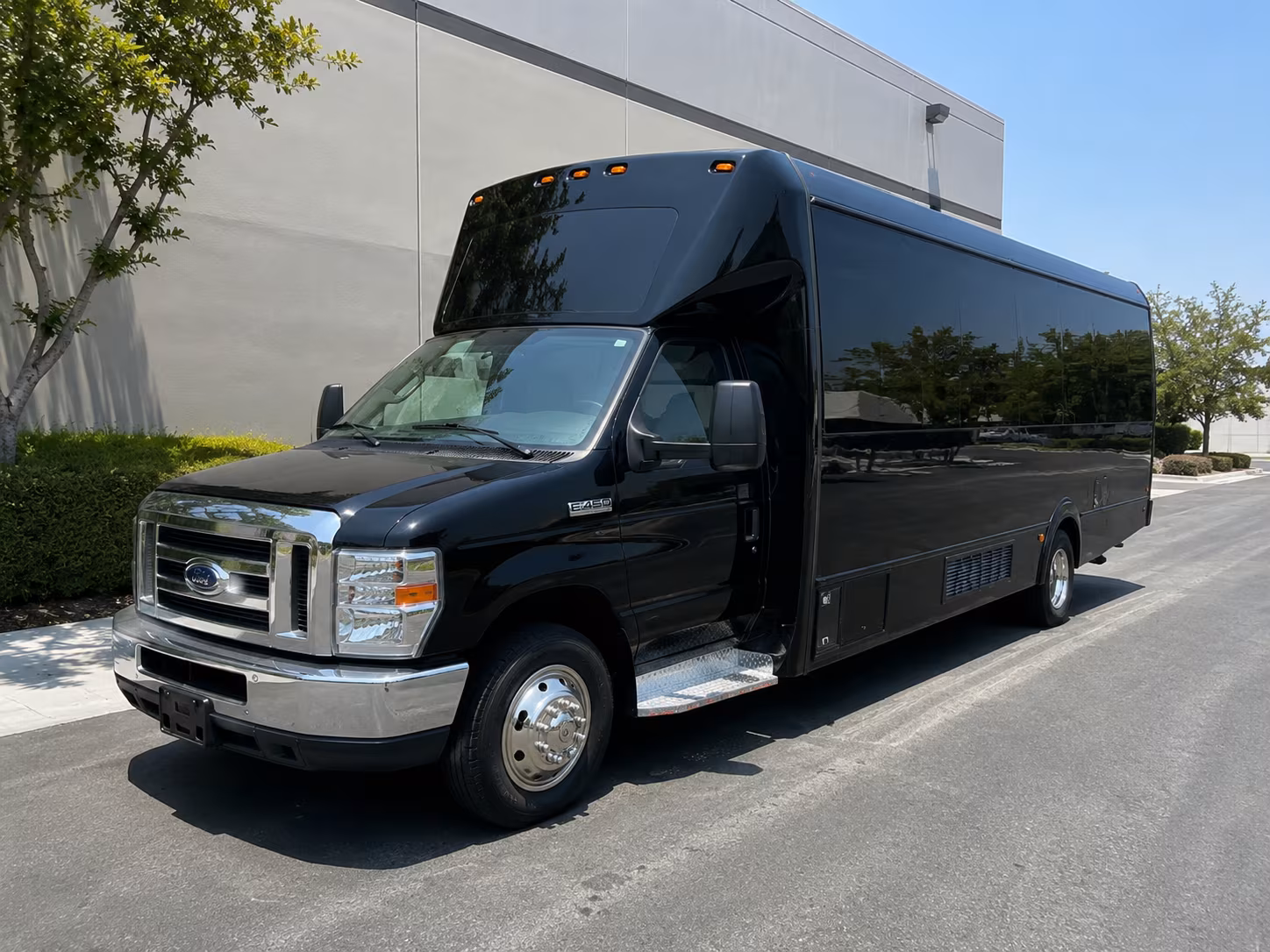 quinceanera and sweet 16 party buses in doral