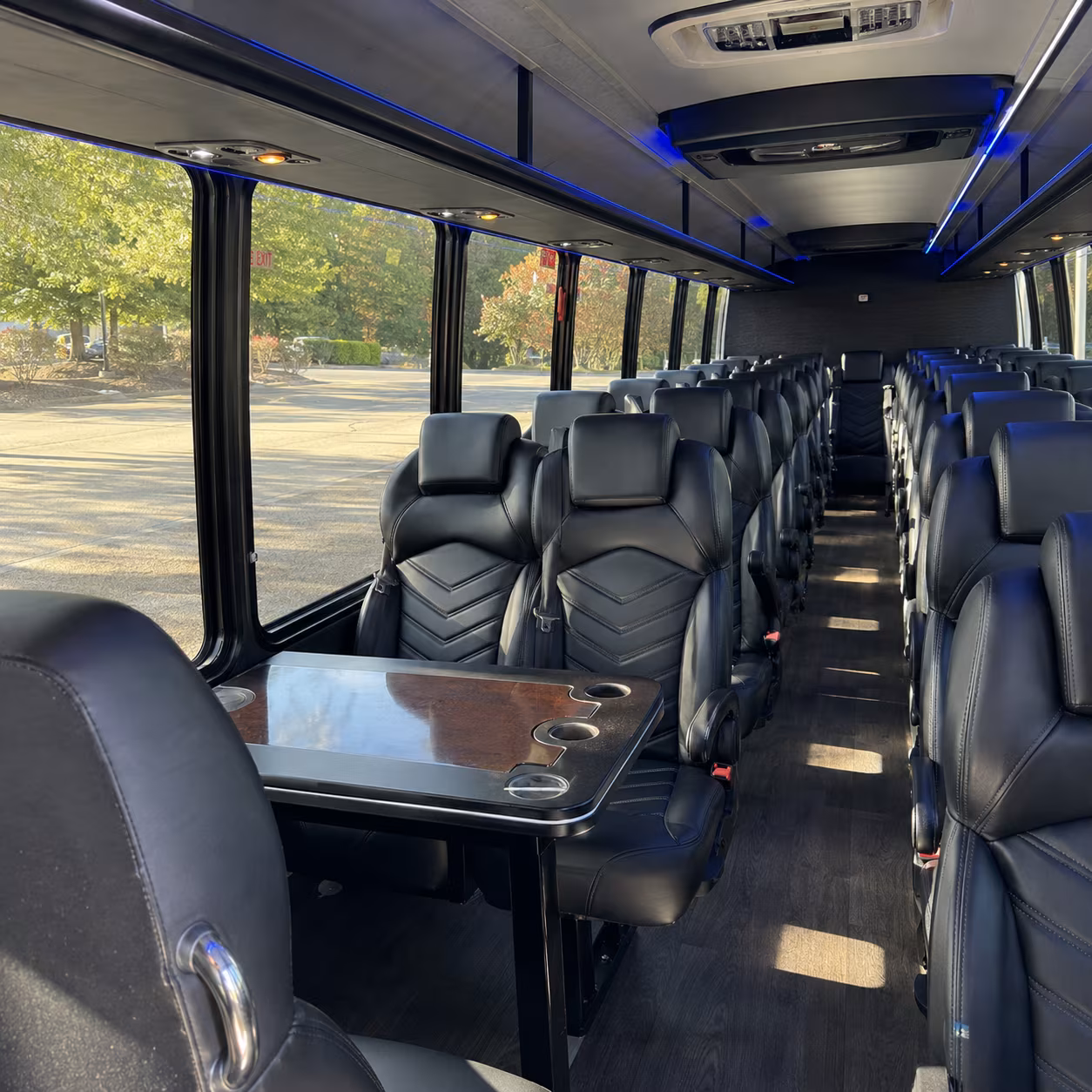 rent a minibus in doral for a stress free prom night