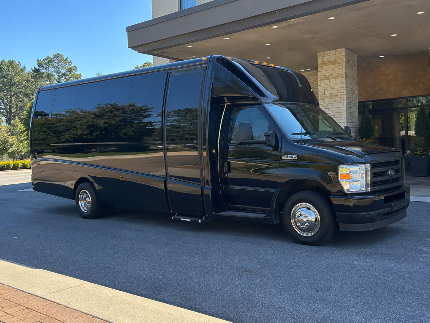 shuttle buses to ultra music festival and bayfront park events